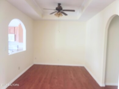 709 Mountainoak Ln unit 15B, Powell, TN 37849 - photo 6