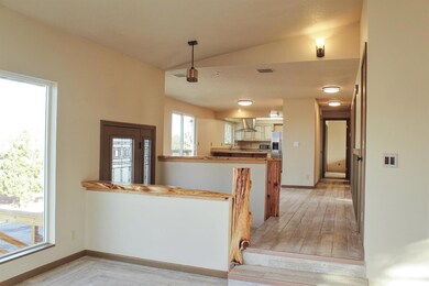 3800 NE Xenolith St, Terrebonne, OR 97760 - photo 6