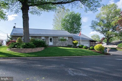 311 Robin Rd, Hershey, PA 17033 - photo 4