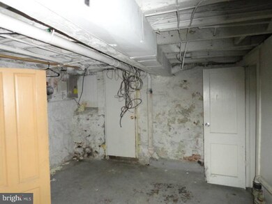 3042 Arunah Ave, Baltimore, MD 21216 - photo 2