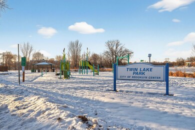 4207 Lakeside Ave N unit 137, Brooklyn Center, MN 55429 - photo 6