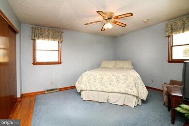 1428 Streaker Rd, Sykesville, MD 21784 - photo 5