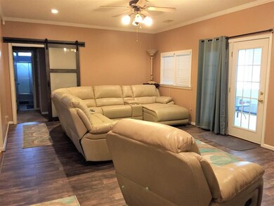 201 Bay Laurel Cir, Warner Robins, GA 31088 - photo 2