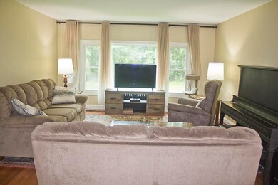 LivingRoom1