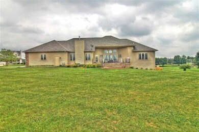 11078 Oregon Ln, Crown Point, IN 46307 - photo 4