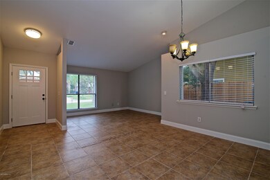 8434 Spicewood Dr, Jacksonville, FL 32216 - photo 2