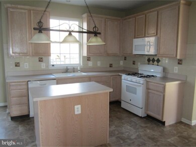 1058 Huntingdon Dr, Williamstown, NJ 08094 - photo 7