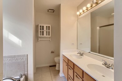 1736 Pershing Ave unit 5, Wheaton, IL 60189 - photo 7