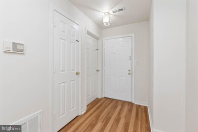 5127 Wagon Shed Cir, Owings Mills, MD 21117 - photo 7