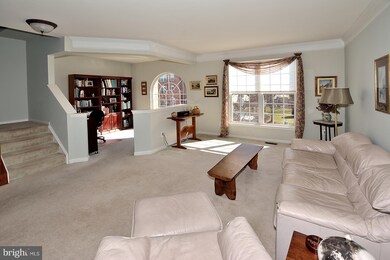 12960 Park Crescent Cir, Herndon, VA 20171 - photo 4