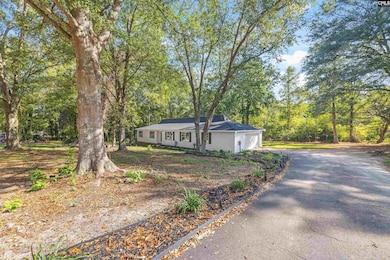 454 Bates Crossing Rd, Travelers Rest, SC 29690 - photo 2