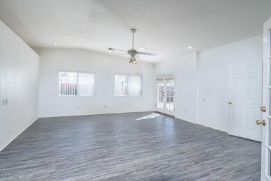 10013 N 16th Dr, Phoenix, AZ 85021 - photo 6