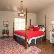 19 Summer Trace Bedroom3