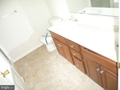 10329 Lantern Ln, Hagerstown, MD 21740 - photo 7