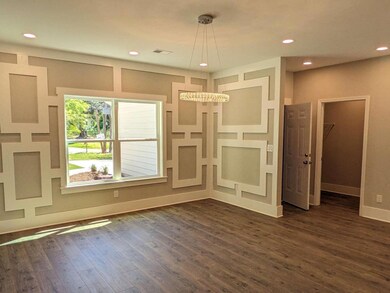 915 W Poplar St, Griffin, GA 30224 - photo 6