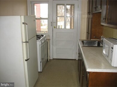 21 Yale Rd, Audubon, NJ 08106 - photo 6