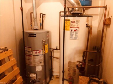 Unit 1 - Utility Room- washer dryer hookup