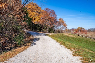 770 E 1300 Rd, Lawrence, KS 66046 - photo 4