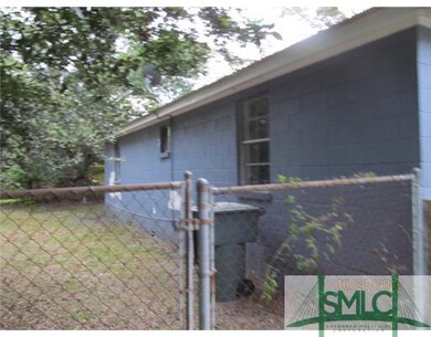 18 Stirling St, Savannah, GA 31401 - photo 2