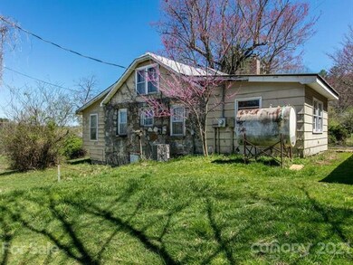 66 Grove Park Rd, Hendersonville, NC 28739 - photo 7