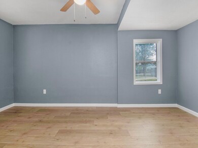 721 Doverside St unit 1, Houston, TX 77022 - photo 4