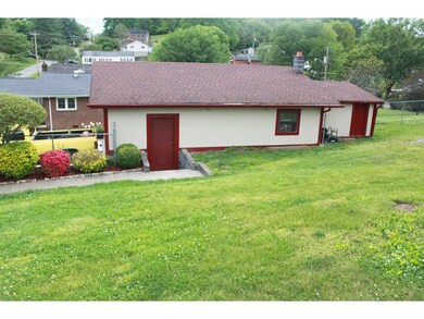 Detached garageworkspace