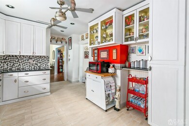 1665 Burnet Ave, Union, NJ 07083 - photo 7