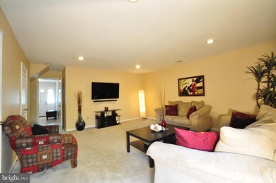 8225 Northview Ct, Laurel, MD 20707 - photo 7