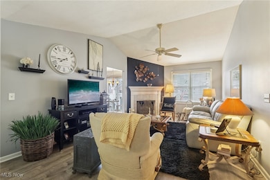 1484 Waters Edge Dr unit 2A, Akron, OH 44313 - photo 4