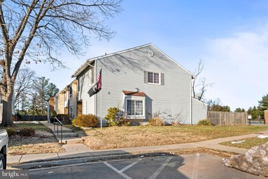10976 Hiram Ct, Manassas, VA 20109 - photo 4