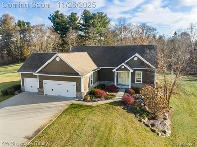 2434 Collendale, Commerce Charter Township, MI 48382 - photo 2