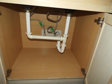 2319 Nichol Ave, Anderson, IN 46016 - photo 7