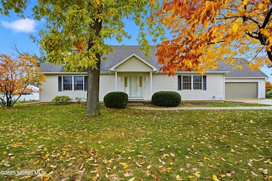 5053 Bennett Rd, Toledo, OH 43612 - photo 2