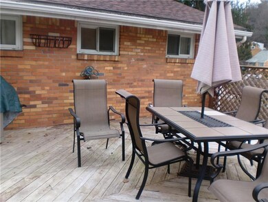 Another view of the rear Deck.