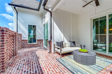 ARLINGTON REAR PATIO MODEL HOME