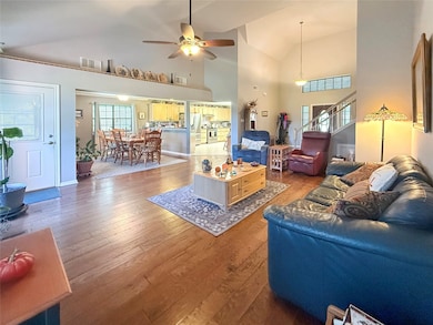 8 Rayburn Ridge, Angleton, TX 77515 - photo 7