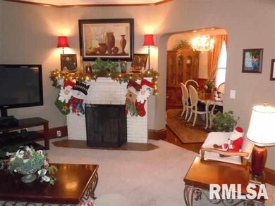 619 N Union St, Lincoln, IL 62656 - photo 6