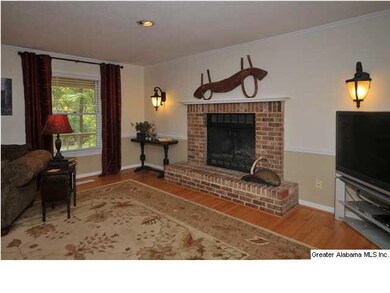 You'll love this open floorplan which provides gre
