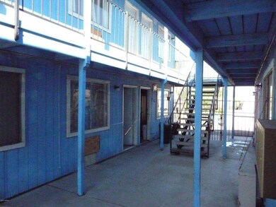 Polk Courtyard 1