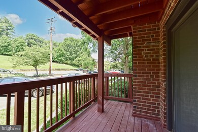 103 Skyhill Rd unit 3, Alexandria, VA 22314 - photo 2