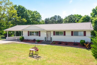 3929_Chickamauga_Ave_0002