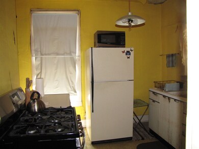 229 E Glendale St, Princeton, IN 47670 - photo 4