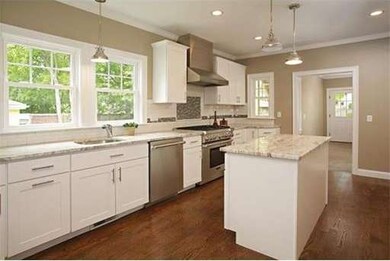 31 Stetson St, Brookline, MA 02446 - photo 4