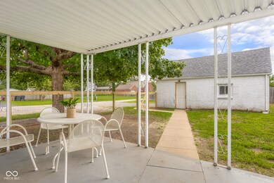 132 Coovert St, Columbus, IN 47201 - photo 6