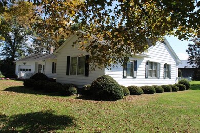 196 Christian Ln, South Deerfield, MA 01373 - photo 3