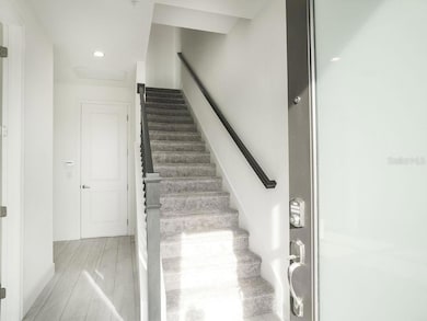 2050 Packing District Way, Orlando, FL 32804 - photo 4