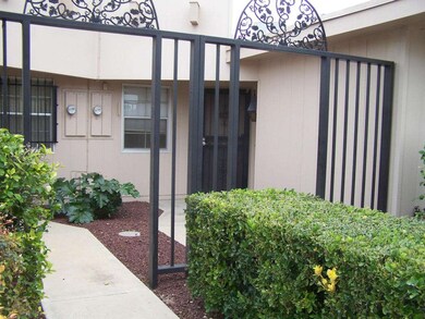 17207 N 107th Ave unit 39, Sun City, AZ 85373 - photo 2