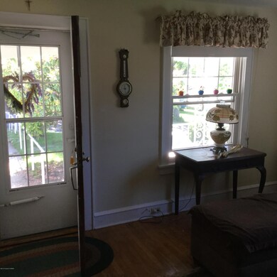 172 Spring Garden St, Shavertown, PA 18708 - photo 4