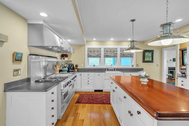 40 Pleasant St, Dover, MA 02030 - photo 4