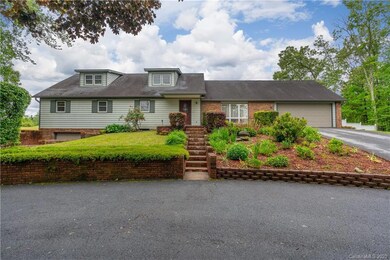 1331 Chestnut Gap Rd, Hendersonville, NC 28792 - photo 4